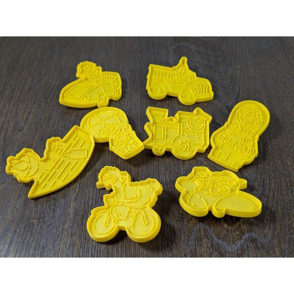 VTG Wilton Sesame Street Going Places Cookie Cutters Ernie Bert Big Bird Grover - Picture 10 of 11